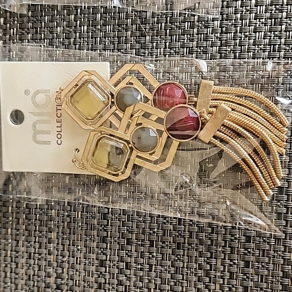 MIA Gold and Red Geometric Earrings - Picture 7 of 10